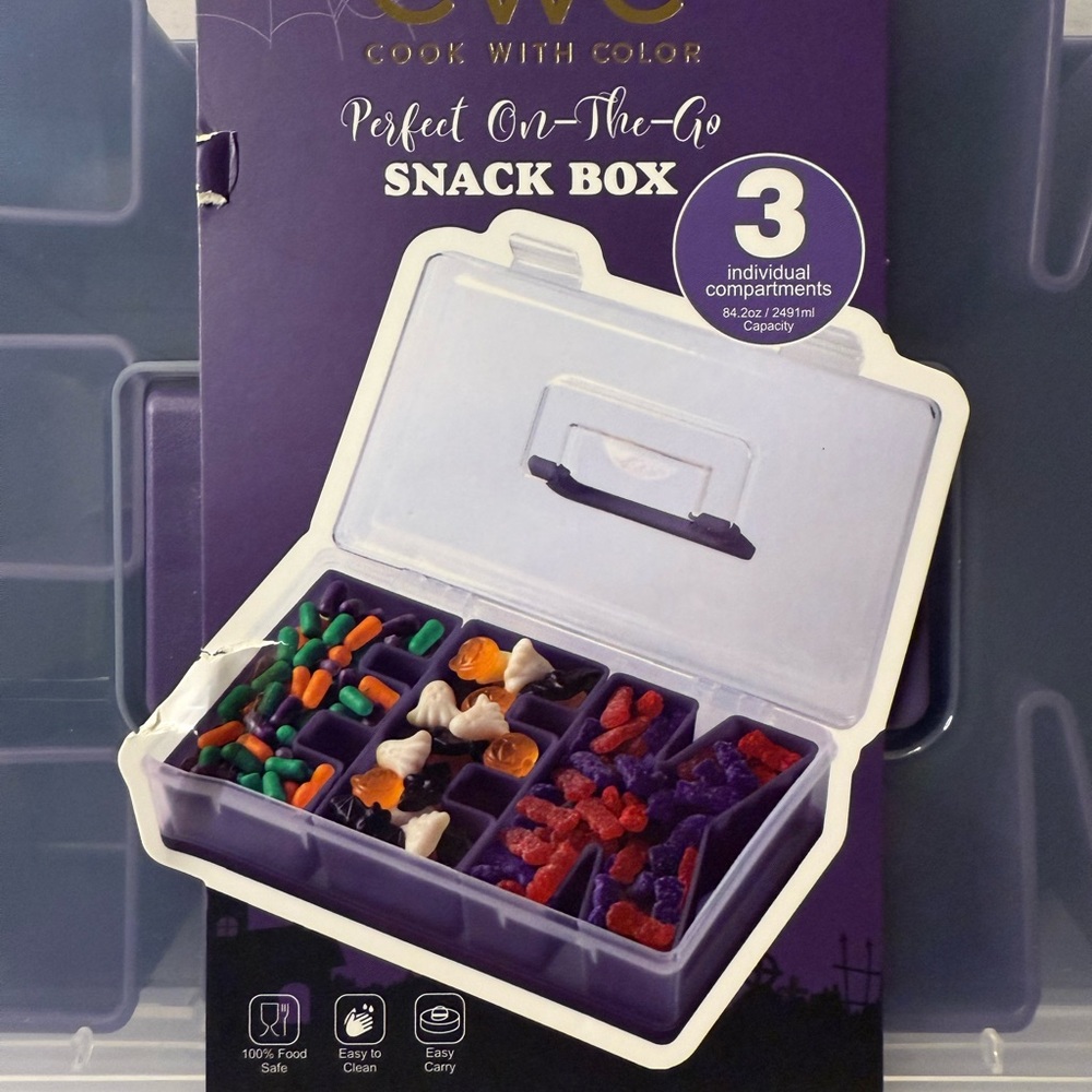 Cook With Color EEk Halloween Snackle Box
Food Storage Container - Picture 2 of 6